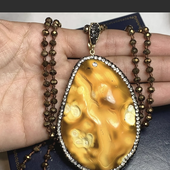 Isabella M Boston Necklace - Picture 2 of 11